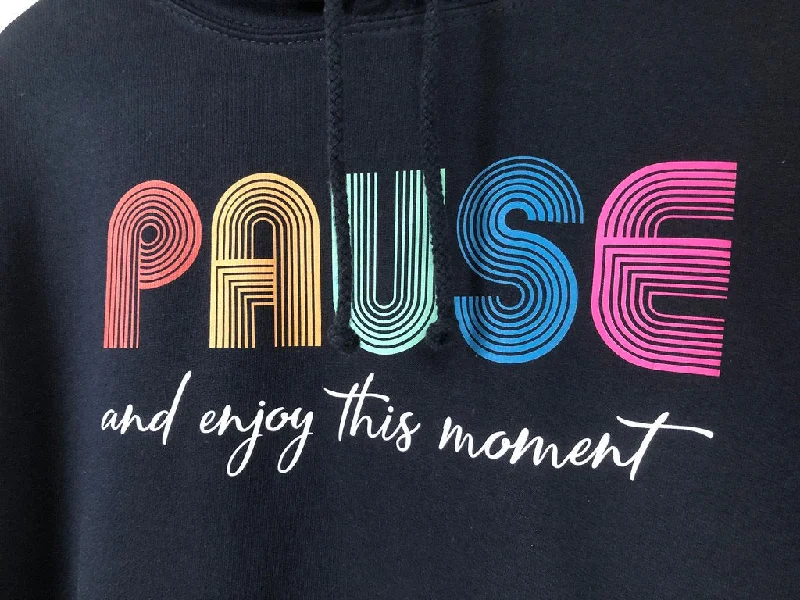 PAUSE Hoodie, Calm Reflection Birthday Gift Hooded Sweatshirt in Retro Vintage 70s style, Chill Relax Hoody Sweat Shirt Top For Men or Women