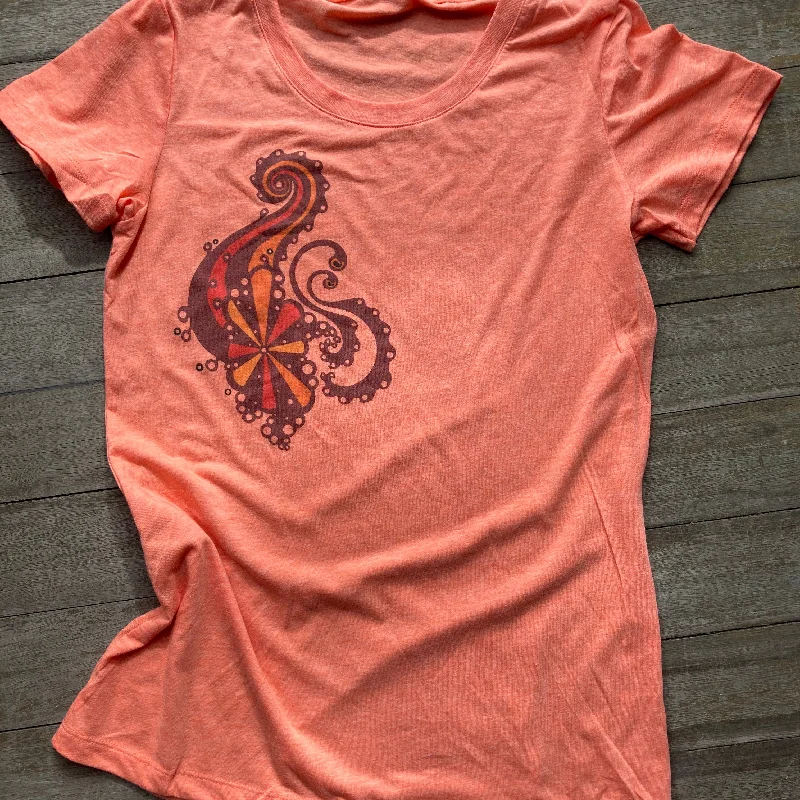 Swirling Pattern women's tee